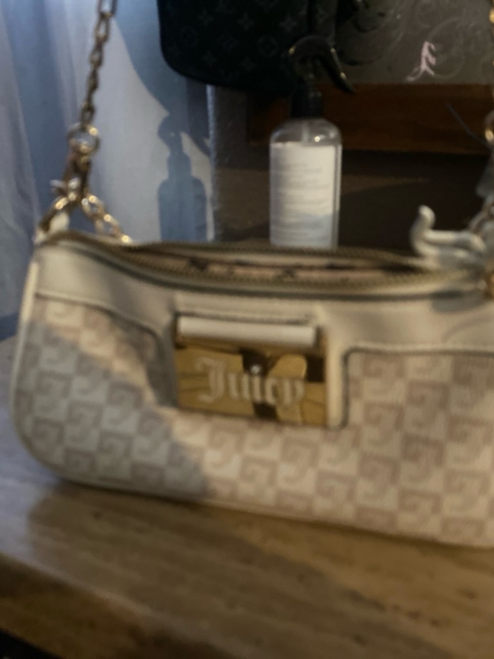Juicy Couture Cream and Gold Logo Shoulder Bag